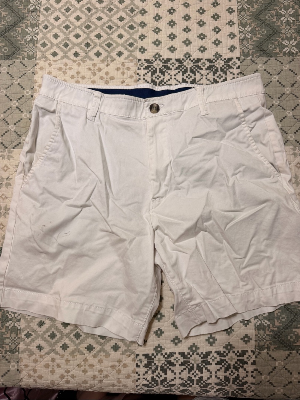 crown & ivy White Flat Front Cotton Shorts
